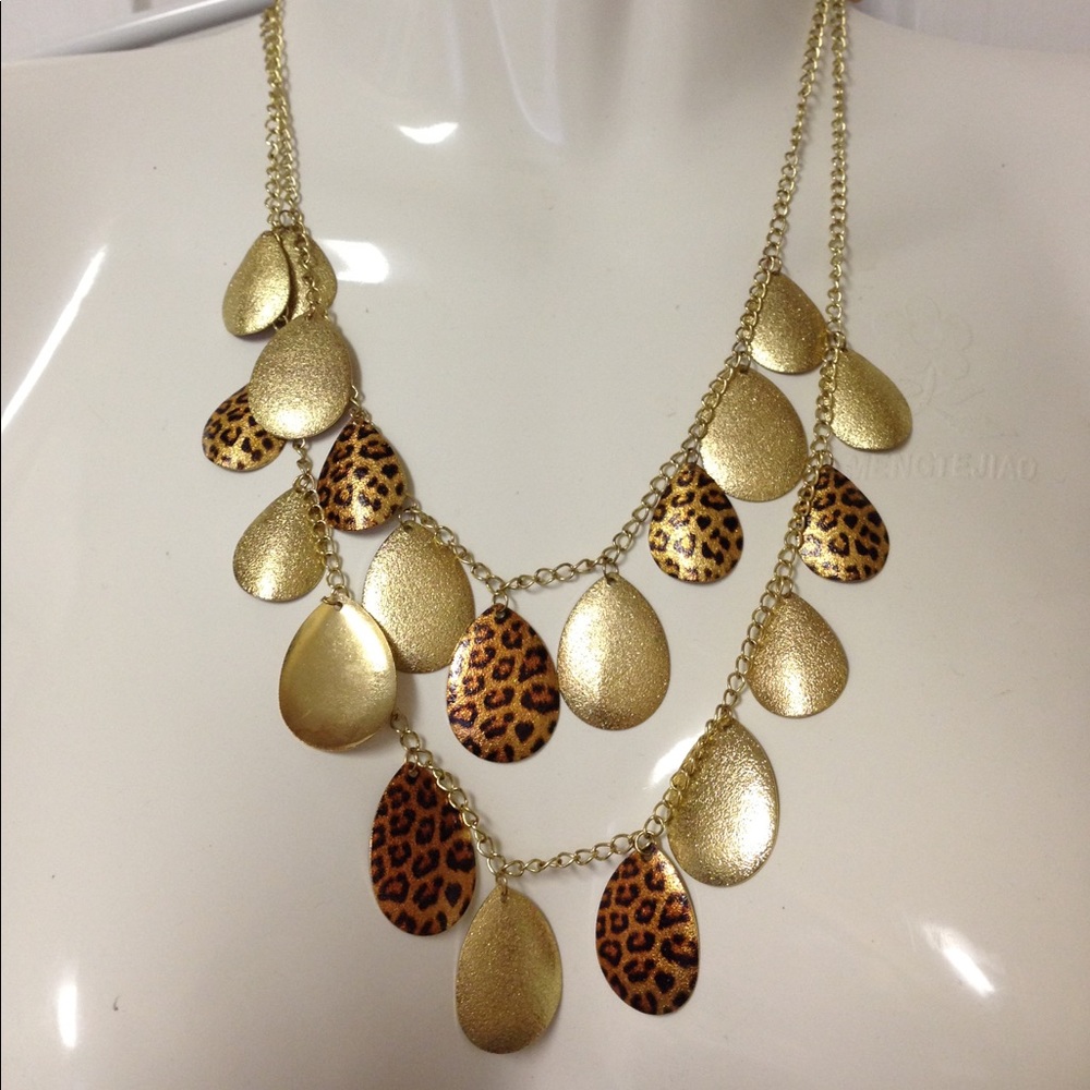 Guess Layered Necklace